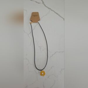 2for$25 Cute Daisy Charm Necklace 🌼✨